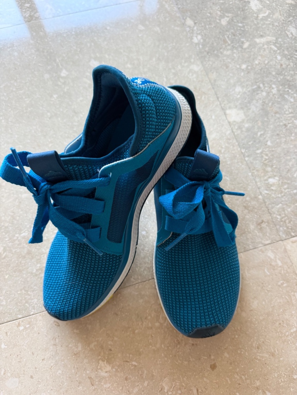 Shoes - Picture 2 of 5